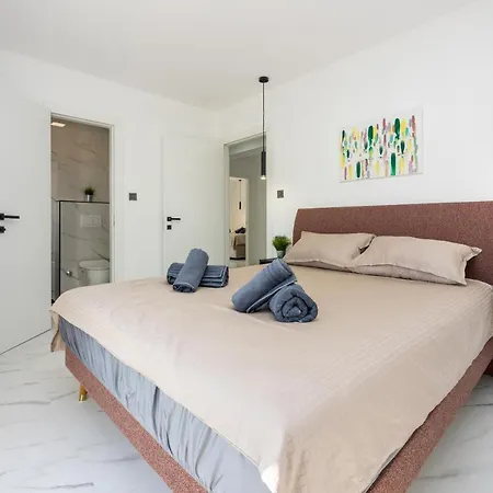 Сasa de vacaciones House Kety *